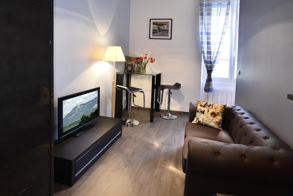 Happy Studio Gare Centre Grenoble Room photo